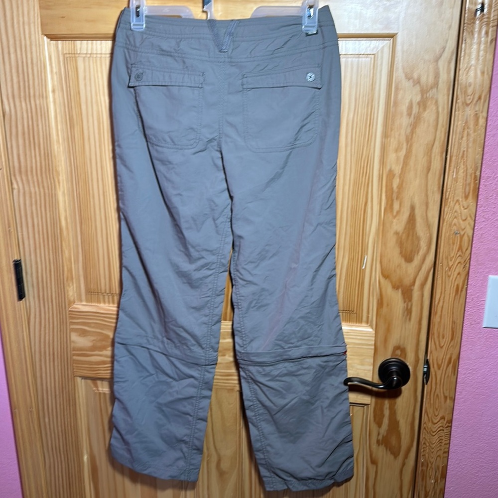 The North Face Hiking Pants Convertible to Capris - Picture 4 of 8
